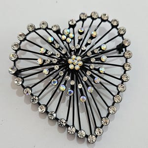 Butler and Wilson Vintage Brooch - Etsy