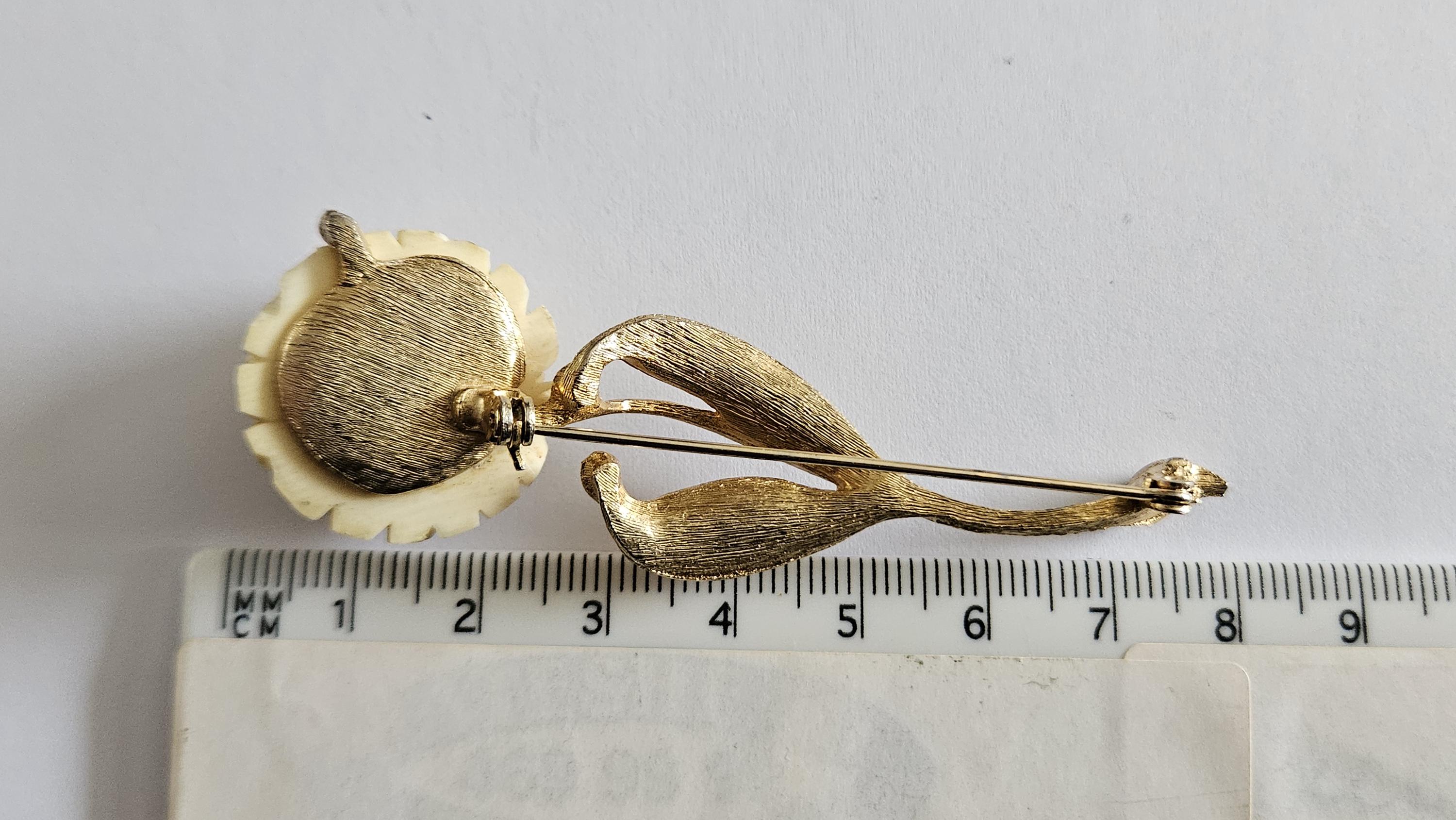 Broche Vintage Fleur Rose En Relief Celluloïd Gris Anthracite - Bijou Ancien Rare Année 1829 (?), Occasion Parfaite