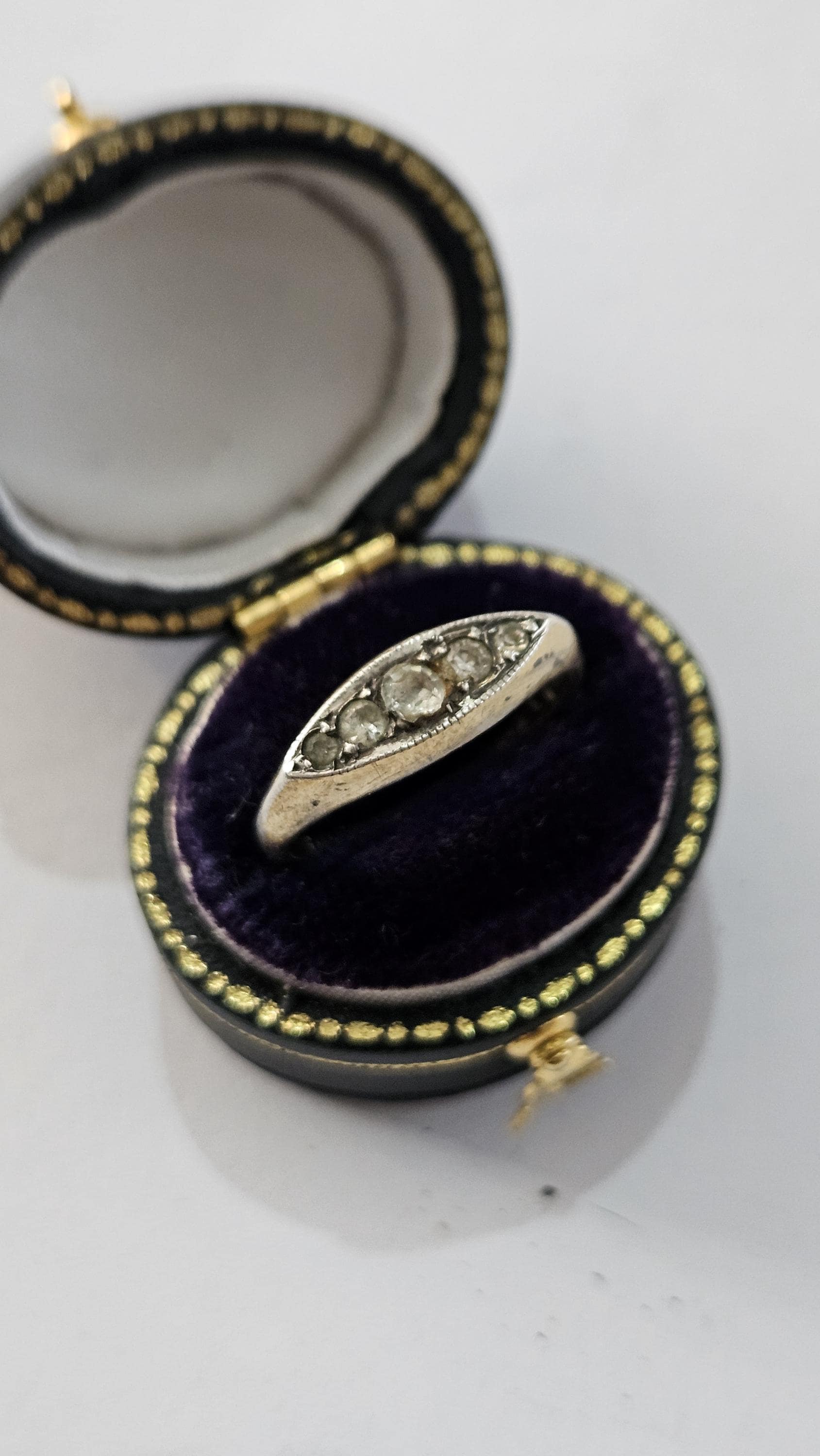 Bijoux Broche Ancienne avec perle (112-14/A1-8