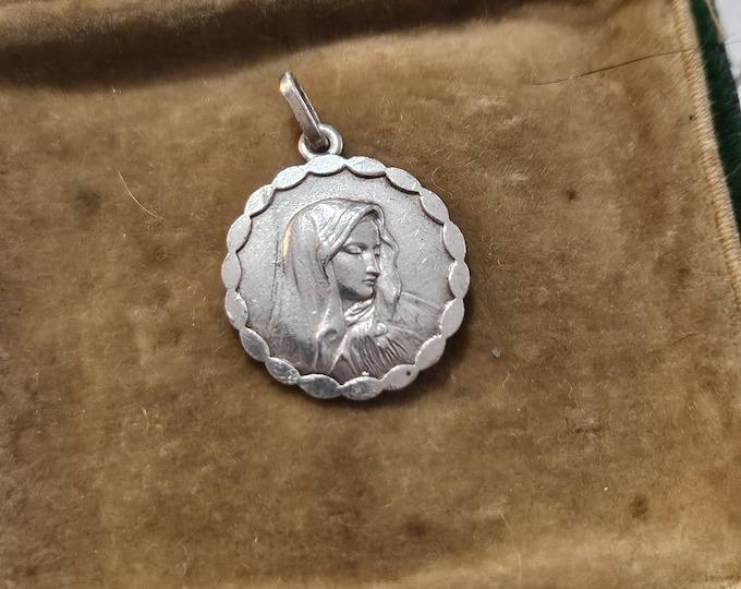 Vintage Virgin Mary Medal • 1940s–50s Catholic Pendant • Madonna ...