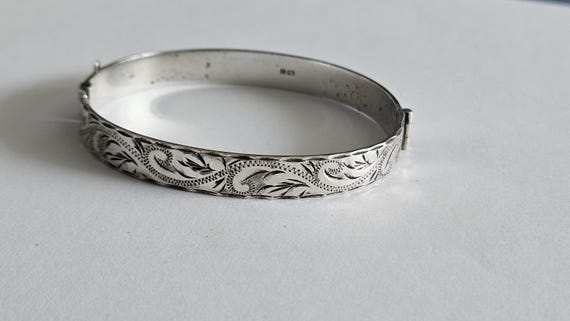 Vintage Solid Sterling Silver Engraved 1970s Bangle Bracelet - Etsy