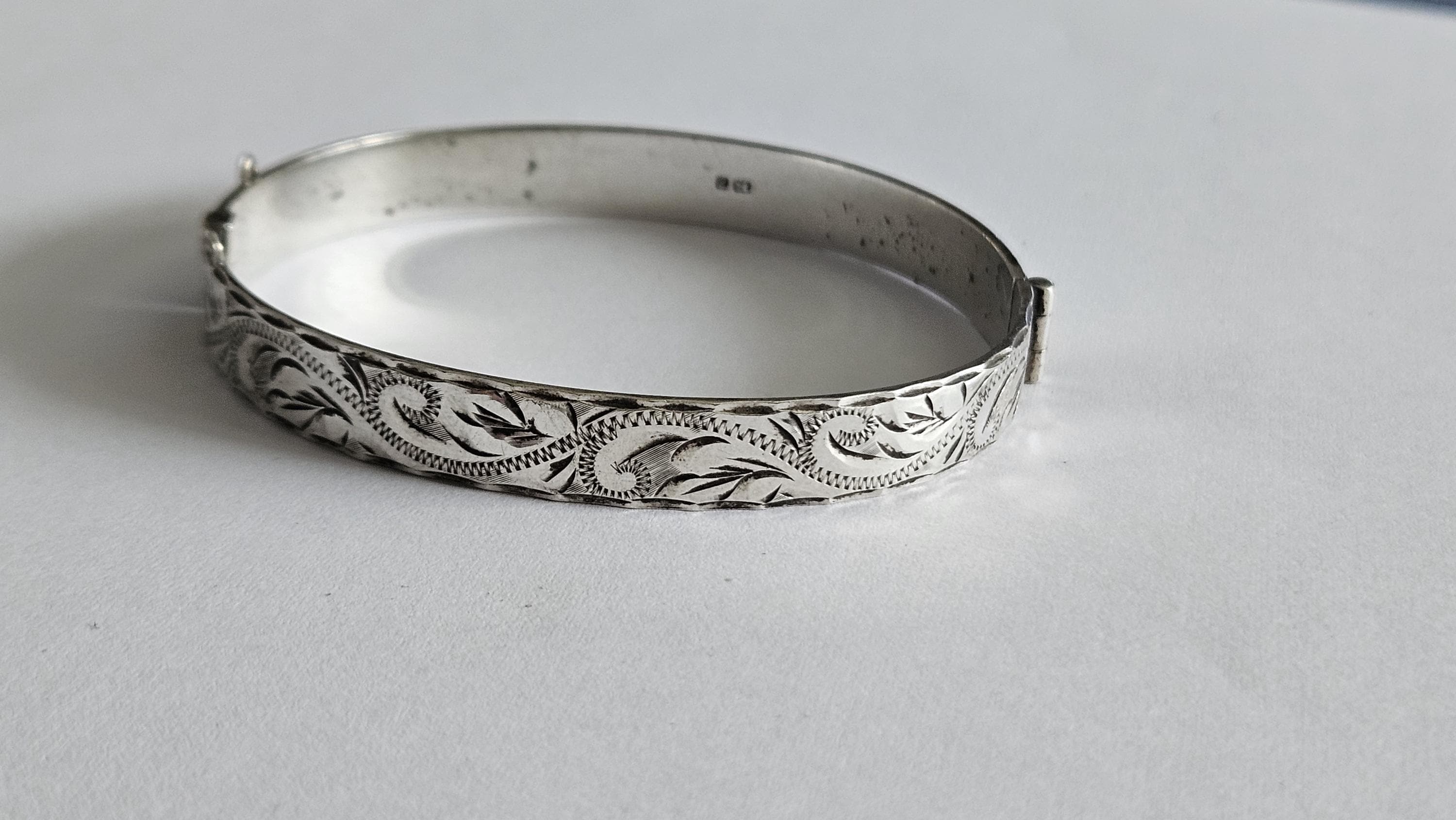 vintage silver bangle セット Vintage Solid Sterling Silver Engraved 1970s Bangle Bracelet - Etsy