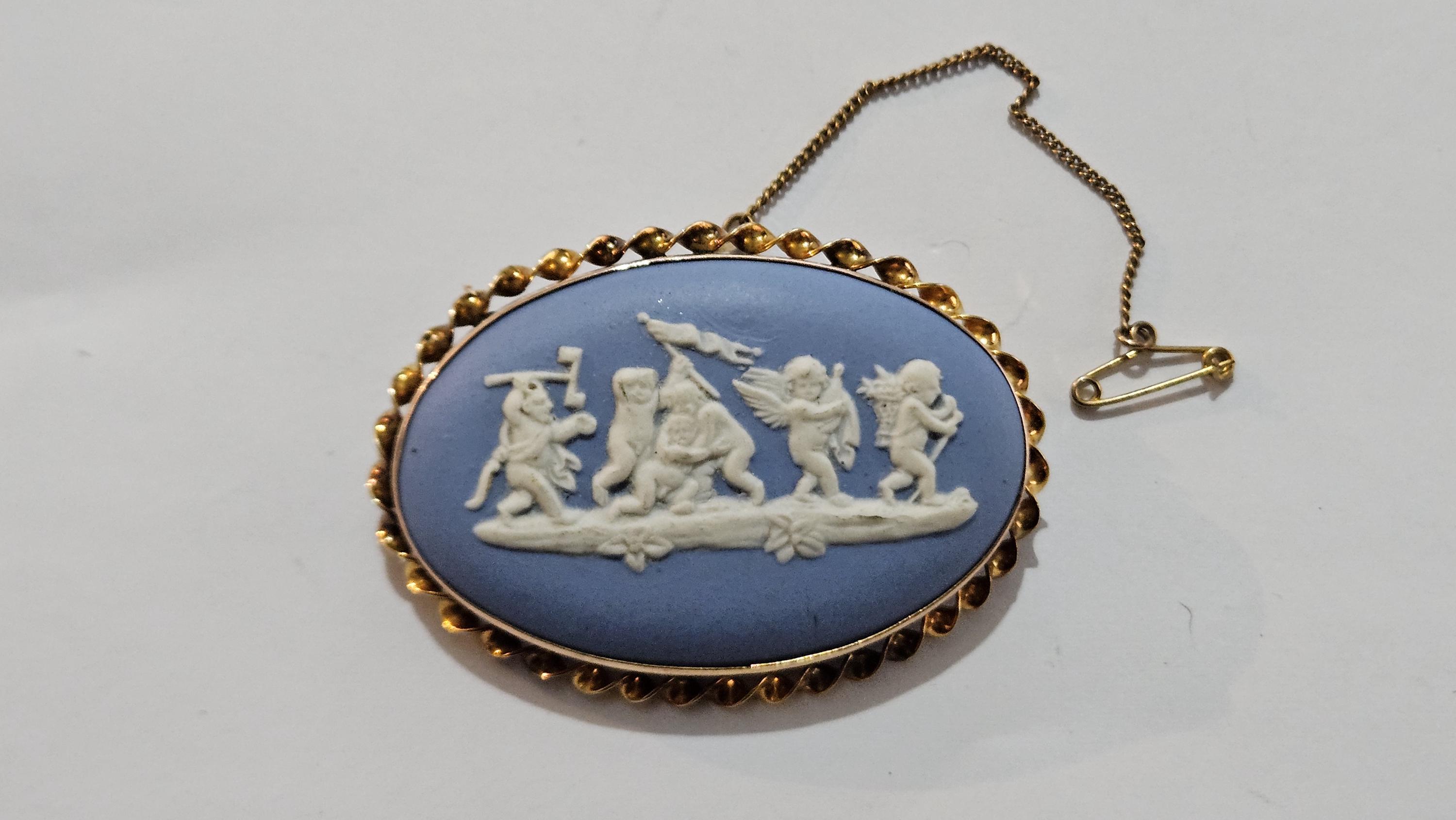 Cloth&Cross SOUVENIR de paris ヴィンテージジャグ Large Wedgwood Jasperware Brooch 1954 Blue White Cherubs Solid 9ct