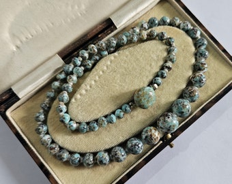 Vintage Art Deco Faux Turquoise Speckled Glass Graduated Bead Necklace