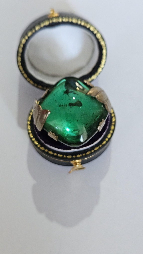 Large Green Statement Ring | Vintage Emerald Gree… - image 1
