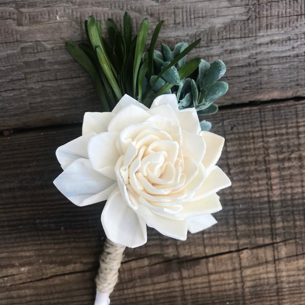 Wooden flower boutonniere, ivory dahlia grooms boutonniere, READY TO SHIP, sola wood flower, grooms flower, boutineer, ivory wedding flowers