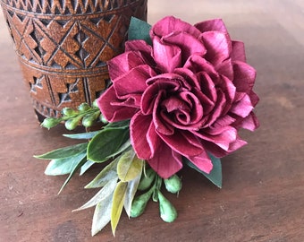 Sola wood flower boutonniere, wooden flower boutineer, pin on mens lapel flower, burgundy grooms lapel flower, wood wedding flowers, dahlia