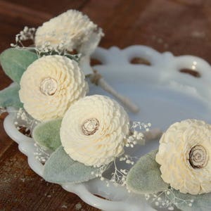 Sola flower boutonniere, grooms boutonniere, sola wood flower, grooms flower, zinnia boutineer, wood wedding flowers, wood boutineer