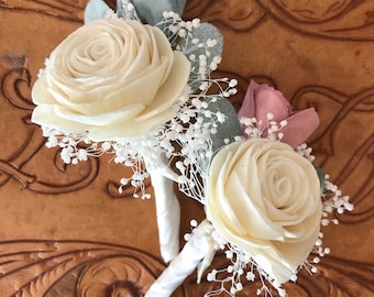 Sola flower boutonniere, ivory grooms boutonniere, sola wood flower, dusty rose boutineer, ivory wedding flowers, wood boutineer, mauve