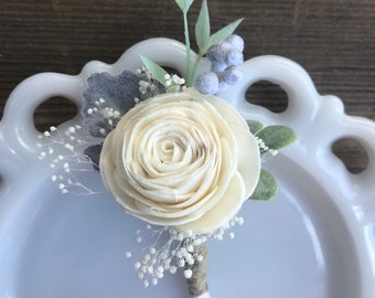 Sola wood flower boutonniere, lilac wood flower boutineer, pin on mens flower, lavender grooms lapel flower, wood wedding flowers