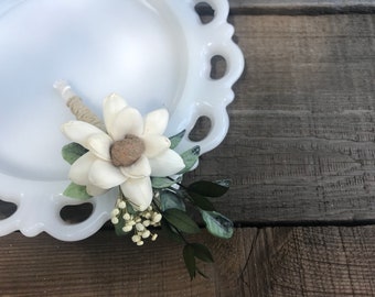 Sola wood flower boutonniere, READY TO SHIP, ivory boutineer, pin on mens flower, grooms lapel flower, wood wedding flowers, wooden flowers