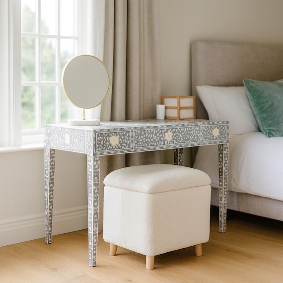 grey dressing table stool with storage Teddy Boucle Chair: Handmade Vanity in Bouclé Removable Lid model: Toma