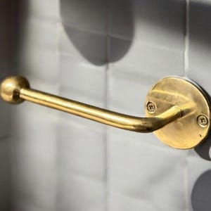 Porta carta igienica a parete in ottone grezzo, accessori per il bagno in ottone grezzo, set regalo SPA, accessori per il bagno, porta rotolo di carta igienica