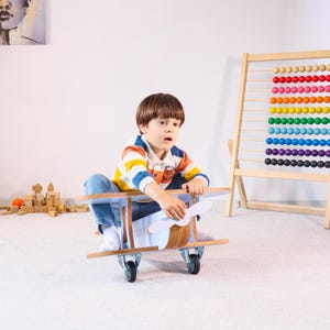 Children&#39;s Airplane Ride on Toy Toddler Wooden Gift for Games Boys Pretend Play Toddler Furniture Child Airplane Creative Play and Ride