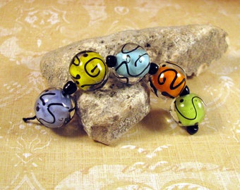 Artisan Lampwork Bead Set by Monaslampwork on Etsy - Color and Scrolls - Fine Black Lines and dots color Lampwork Beads Mona Sullivan (9119)