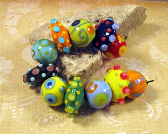 Artisan Lampwork Bead Set by Monaslampwork on Etsy - Amazing Color Beads -Enamels, dots Handmade Lampwork Beads by Mona Sullivan (9621)