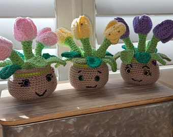 Spring Crochet Tulip Amigurumi Spring  table décor