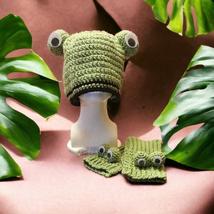 Crochet Frog Hat and Glove set Adult size