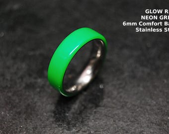 Glow in the dark Ring - Neon Grün Edelstahl Band, 6 mm - handgefertigt in Kanada