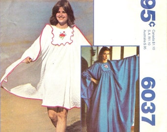 McCall's 6037 Pullover Caftan Square Yoke VINTAGE 1970s circa 1978