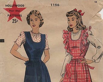 Hollywood Patterns 1196 FOUR STARS WWII Era Pinafore & Blouse  ©1943