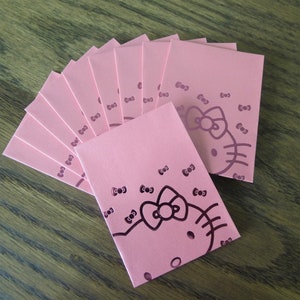 Kitty Melody (rosa) com carimbo de folha Envelopes de dinheiro de casamento, pacotes vermelhos (pequenos 10 unidades)