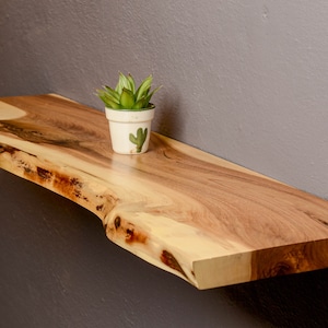Étagère rustique flottante en bois Boho Live Edge - étagère rustique en bois de chêne blanc Live Edge - idées d'hommes des cavernes