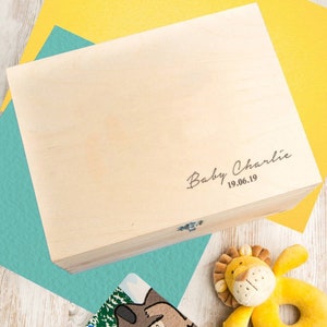 Personalized Wooden Keepsake Box - Personalised Wood Baby Memory Box - Unique New Baby Girl Boy Gift - Engraved Newborn Present