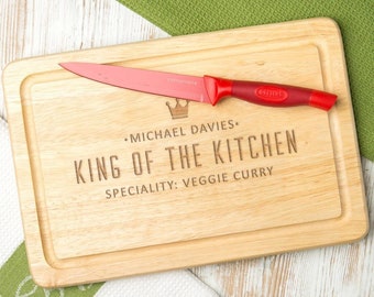 Personalised 'King Of The Kitchen' Chopping Board - Cooking Gifts for Him - Wooden Cutting Board for Men - Father's Day Gift
