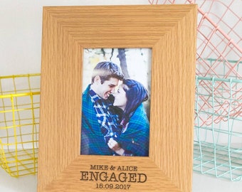 Personalized Engagement Gifts for Couples - Personalized Photo Frame For Engaged Couples - Personalised Engagement Gifts For Best Friend