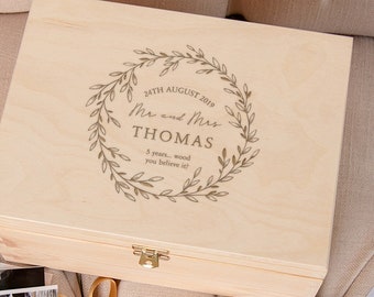 Personalised Wooden Wedding Keepsake Box For Couples - Personalized Memory Box Anniversary Gift For Husband and Wife