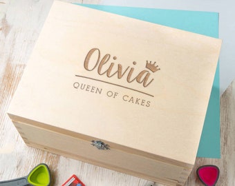 Personalised Queen Of Cakes Recipe Box