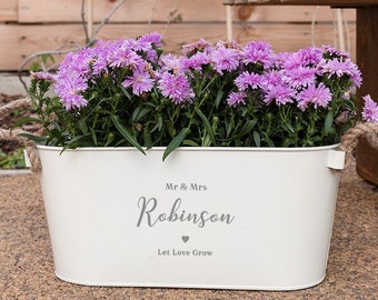 Personalised Engraved Metal Planter | Gardening Gifts for Men Women | Anniversary Present For Friends | Wedding Gifts For The Couple