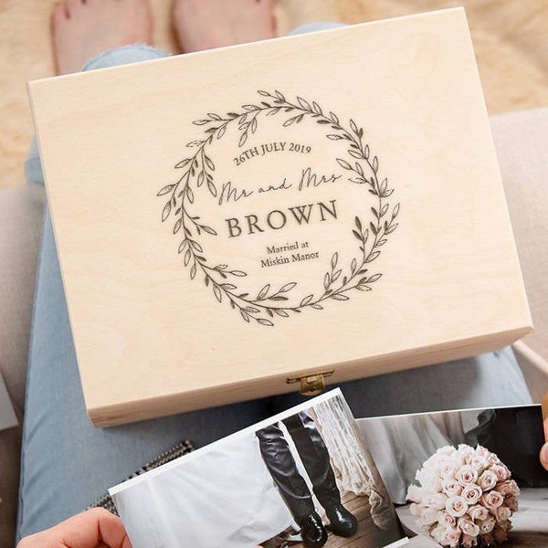 Personalised Wooden Wedding Keepsake Box For Couples - Personalized Memory Box Gift For Newlywed Bride and Groom