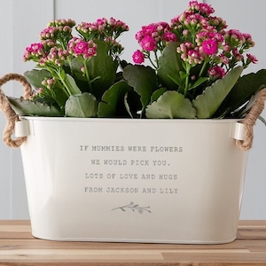 Personalised Engraved Flower Planter | Mother's Day Gift For Nana Gran | Birthday Gift For Mummy Mum | Gardening Gift From Daughter Son