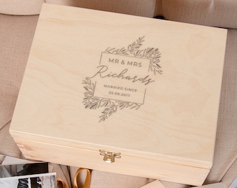 Personalized Wooden Keepsake Box - Personalised Memory Box - Unique Wedding Anniversary Gift for Husband Wife Couples - Newlyweds Present