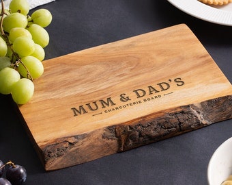 Personalised Wooden Charcuterie Board For Couples - New Home Gift - Rustic Kitchen Décor - Anniversary Gift For Her - Gifts For Newlyweds
