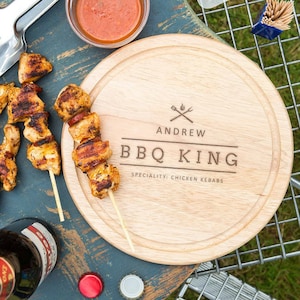 Personalised 'BBQ King' Wooden Chopping Board - Personalized Wood Cutting Board - Engraved Cooking Gifts For Men Him Dad