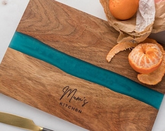 Custom Wooden Cutting Boards for Mum - Personalized Cheese Board Resin - Unique Birthday Gift for Mom - Personalised Chopping Board engraved