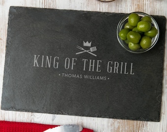Regalo personalizzato per lui, tagliere in ardesia 'King Of The Grill', regalo per grigliate personalizzato per lui, regalo per papà, tagliere inciso