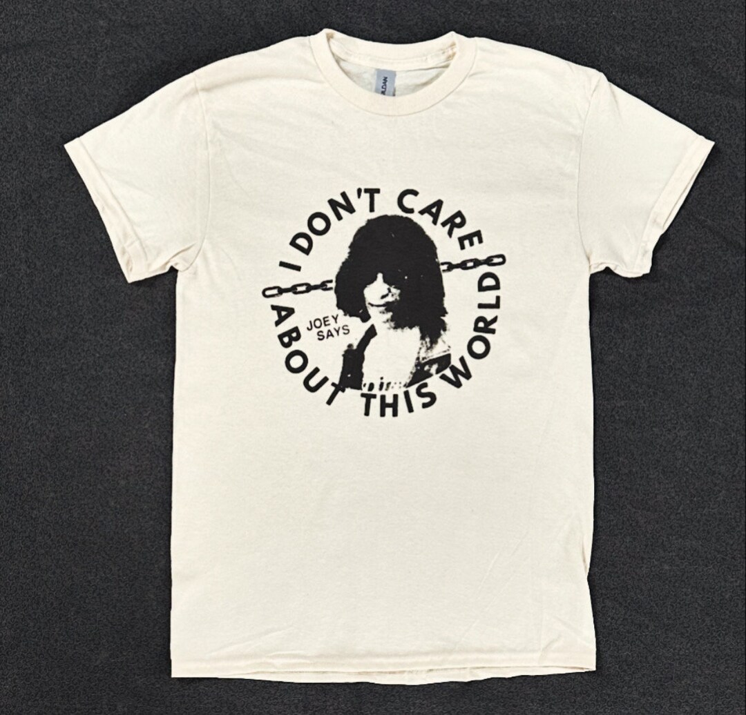 トップス DREAM BABY DREAM Joey Ramone T-shirt il_1080xN.5886995156_s5ki.jpg