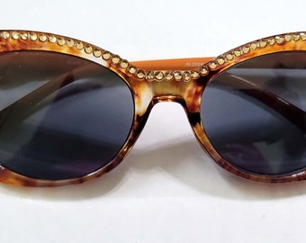 Tortoise Look  Catseye Sunglass Readers with Spring Hinges