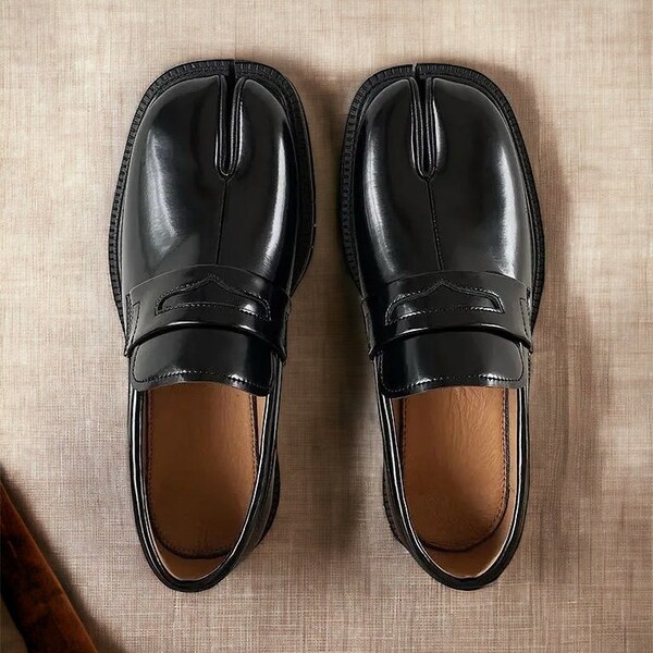 Black Tabi Split-Toe Loafers,Mens,Slip on Casual Shoes, Pig Hoof Style, Mary Janes Chunky Cleated Soles Flats, Oxfords & Wingtips