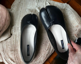 Tabi-Schuhe für Damen, umweltfreundliche Tabi-Ballerinas mit geteilter Zehenpartie für Damen, Tabi-Ballerinas aus Öko-Leder, Tabi-Schuhe aus Kunstleder