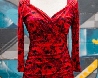 Blusa Semantiks floral de mujer de color rojo