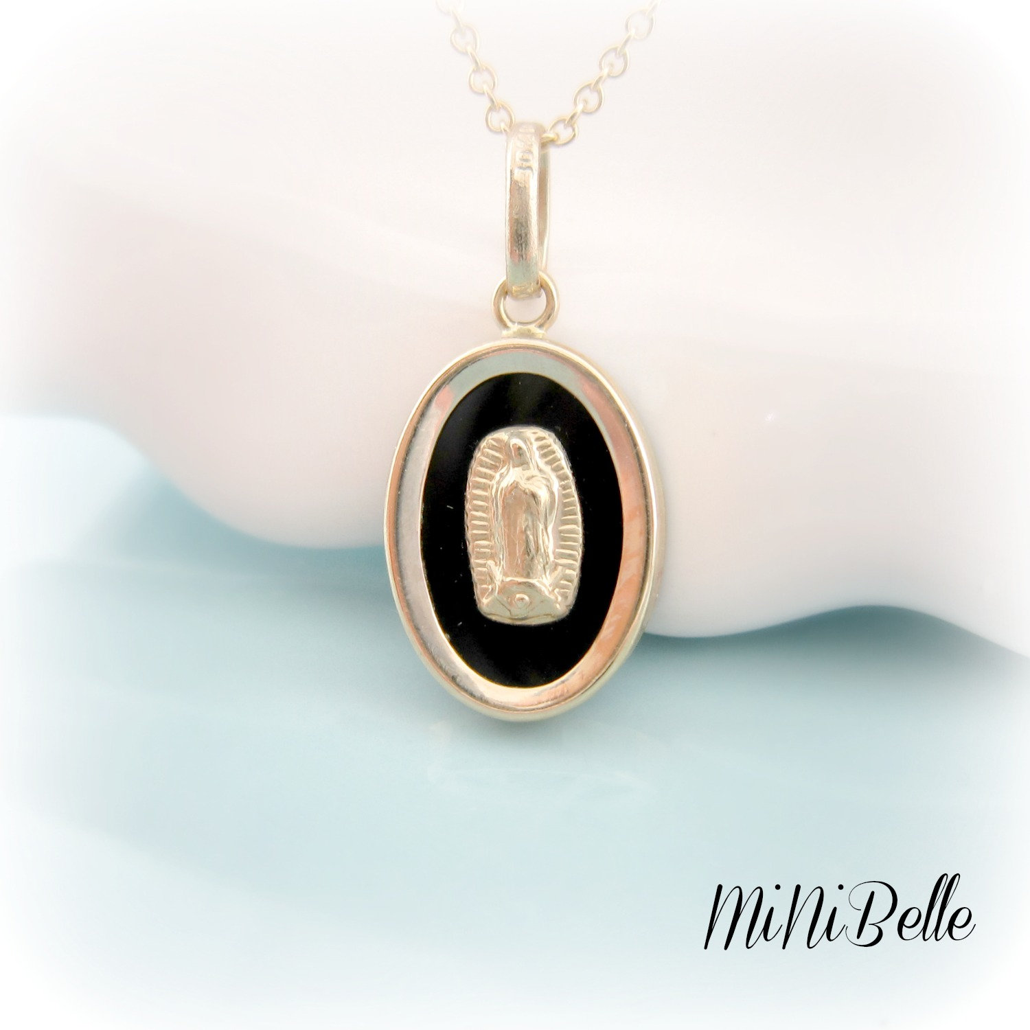Virgen De Guadalupe Medalla. Our Lady of Guadalupe Medal Virgen De Guadalupe Medalla. Our Lady of Guadalupe Medal