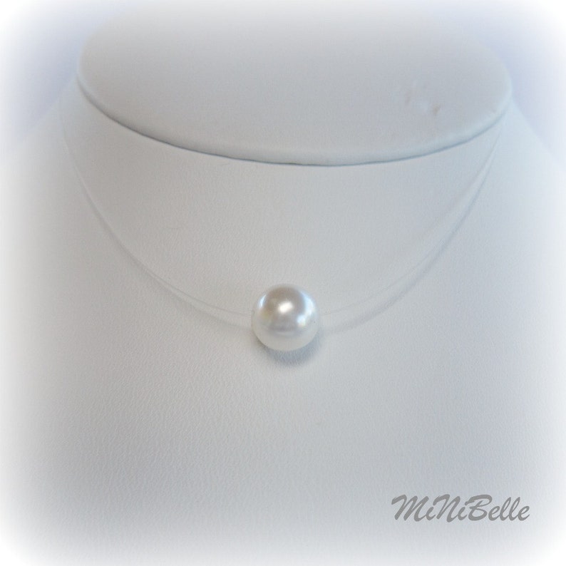 Floating White Pearl Illusion Necklace Single White Floating Pearl Illusion Necklace Wedding Jewelry Bild 1