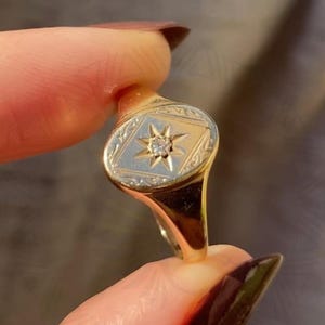 Spersonalizowany sygnet dla kobiet i mężczyzn, pierścionek z litego złota w stylu vintage, grawerowana biżuteria, idealny prezent dla niej, minimalistyczny sygnet dla par