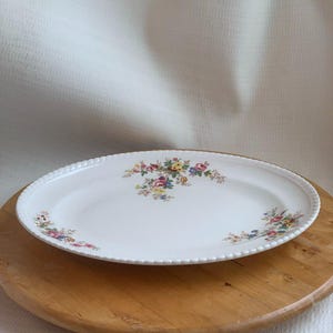 Vintage Sovereign Potters Steingut Servierplatte | Kanada Mid-Century Blumenmuster | Servieren & dekorative Wohnkultur