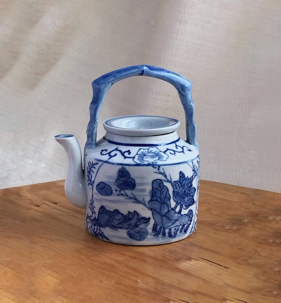 ヴィンテージ中国製青白磁ティーポット | 花柄ライスアイ磁器 - Etsy 日本